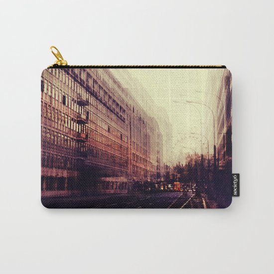 London Carry-All Pouch