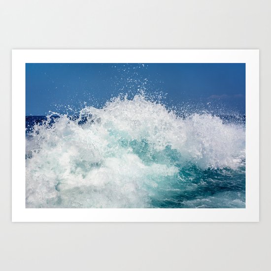 Crashing beautiful waves Art Print