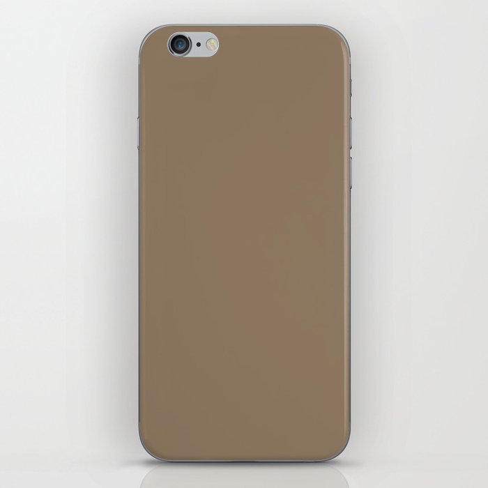 Medium Brown Solid Color - Patternless Pairs Pantone 2022 Popular Shade Petrified Oak 17-1115 iPhone Skin
