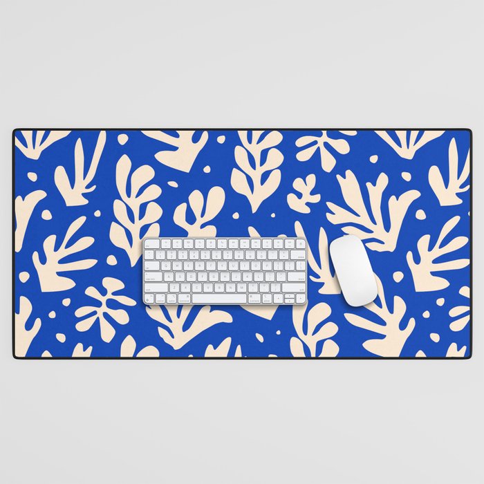 matisse pattern with leaves in blu Desk Mat