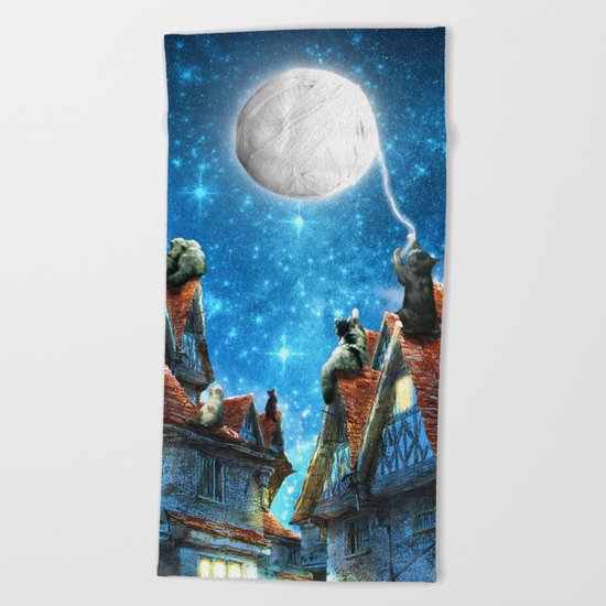 Feline Dreams Beach Towel