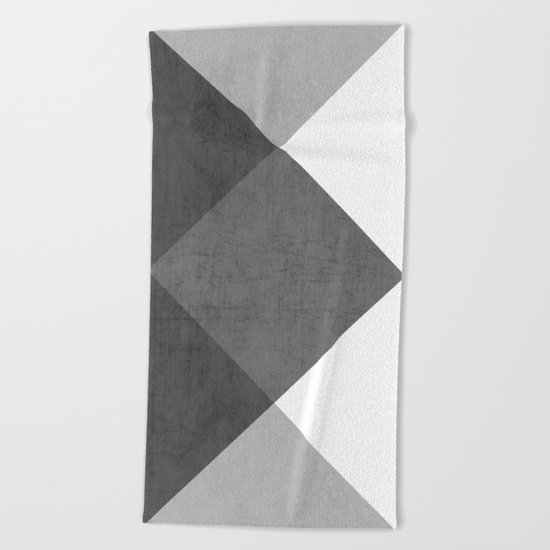 black and white triangles Beach Towel