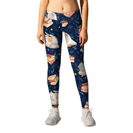 Reading at night Leggings