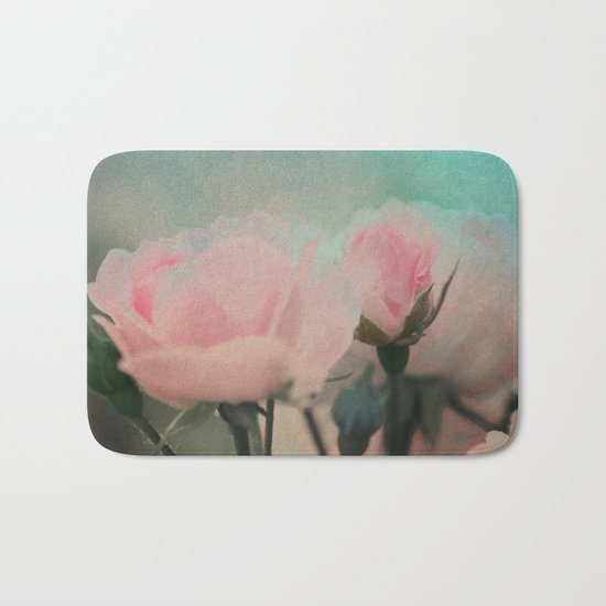 Vintage roses(9) Bath Mat