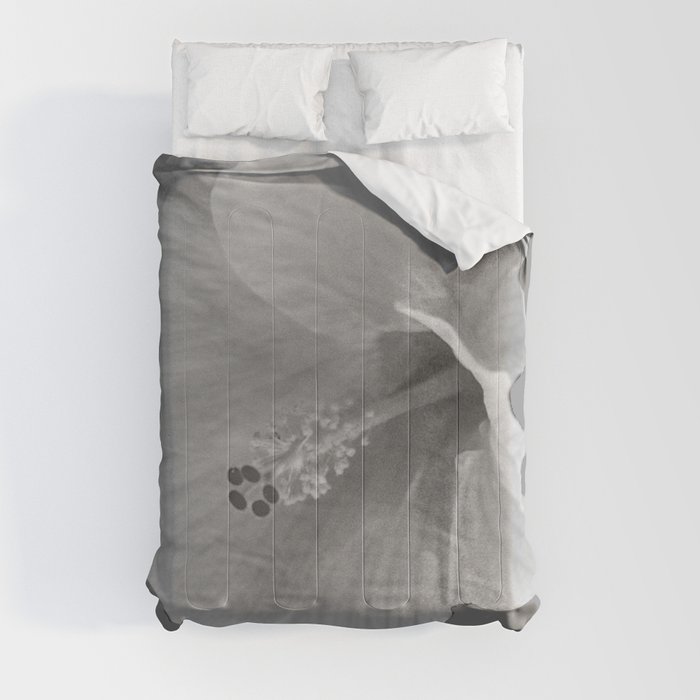 BLACK-WHITE TROPICAL FLORAL ART Comforter