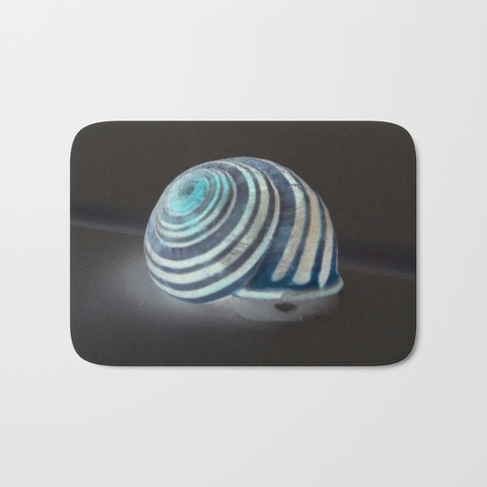 Glowing Snail Bath Mat