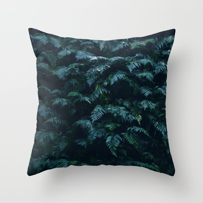 fern field Throw Pillow