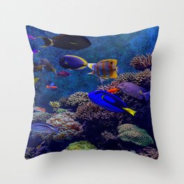  sea creatures Throw Pillow