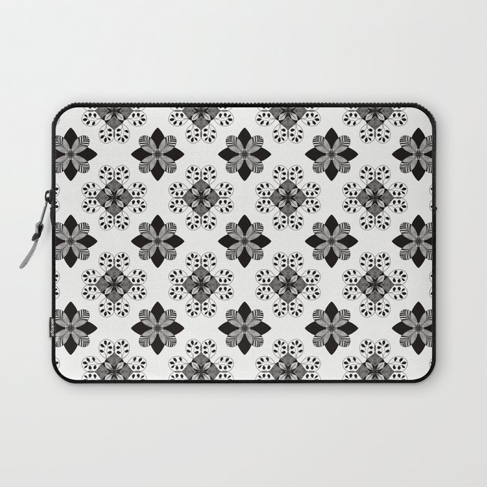 Black and white floral azulejo Laptop Sleeve