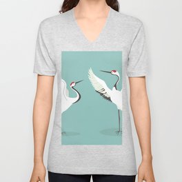 Red crowned crane flaps wings. V Neck T Shirt