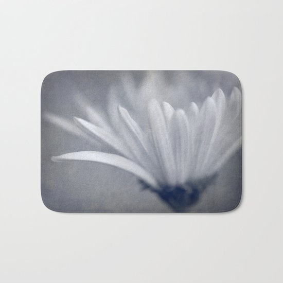 Textured Flower Bath Mat