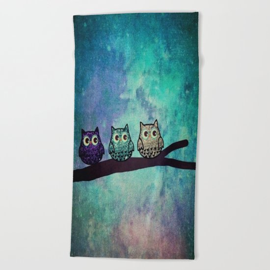 owl-45 Beach Towel