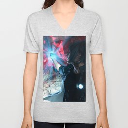 Final Fantasy XV - Noctis and the Ring of Lucii V Neck T Shirt