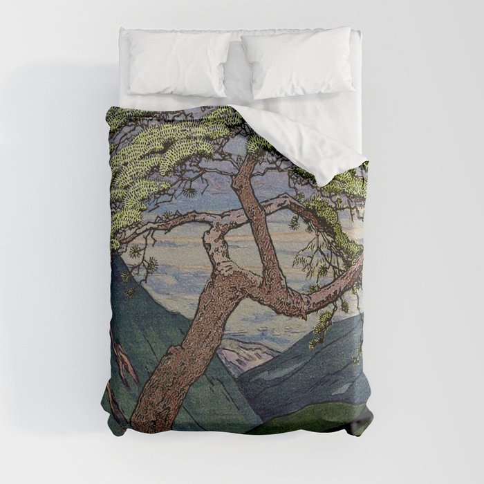 The Downwards Climbing - Summer Tree & Mountain Ukiyoe Nature Landscape in Green Duvet Cover
