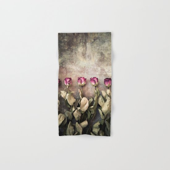 Five dried roses Hand & Bath Towel