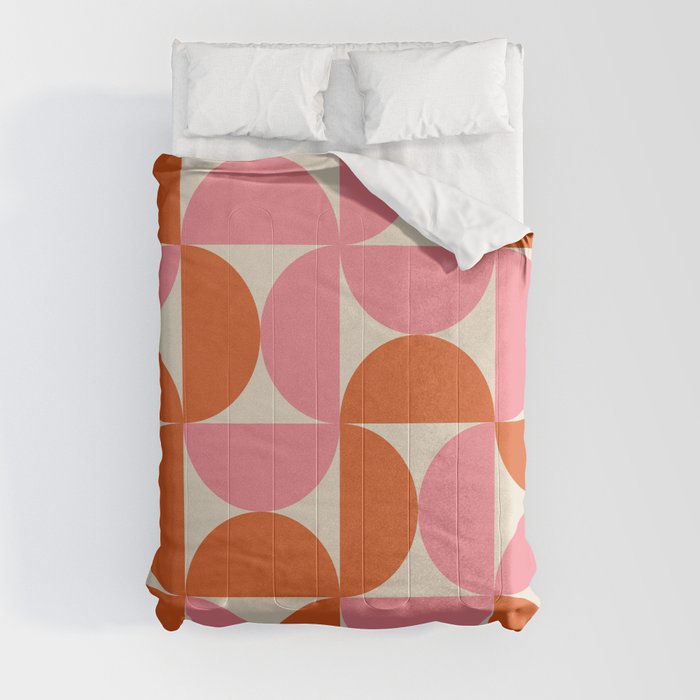 Minimalist Geometric Mid century modern abstract half circles pattern in pink and orange Comforter
