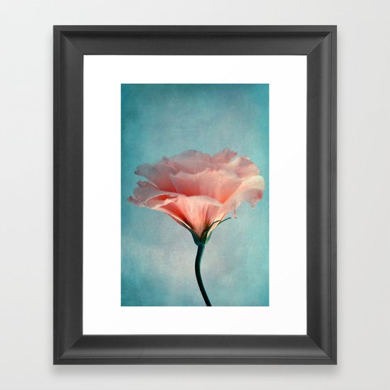 agréable Framed Art Print