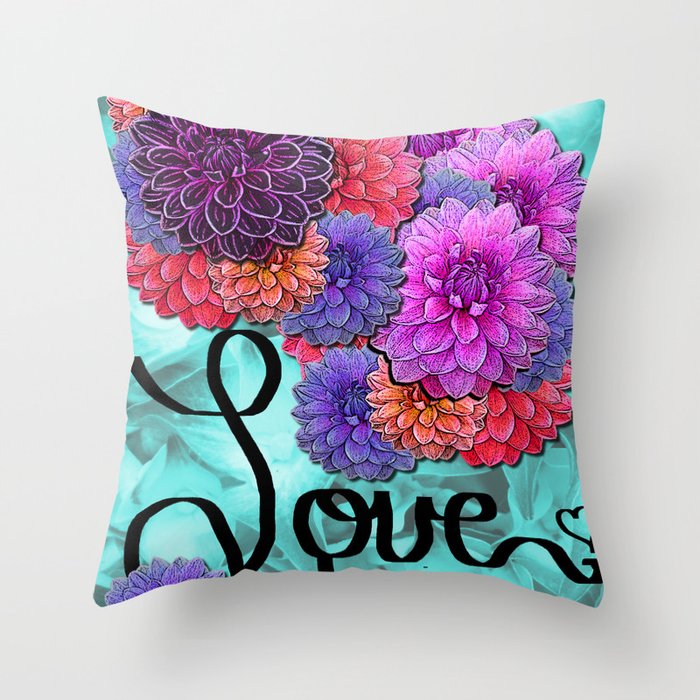 Love is everywhere Throw Pillow