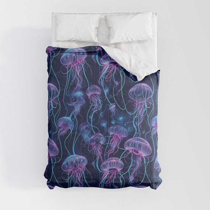 Jellyfish pattern. Glowing jellyfish, sea life pattern. Comforter