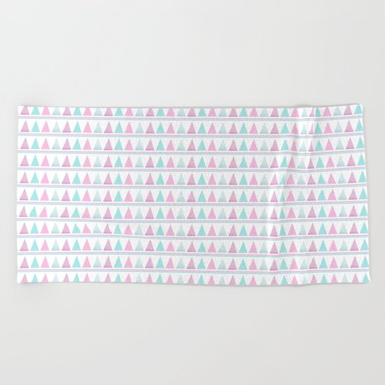 MOUNTAIN TOPS Beach Towel