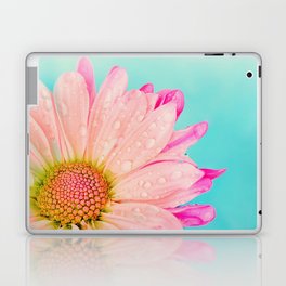 Retro pastel summer daisy Laptop & iPad Skin