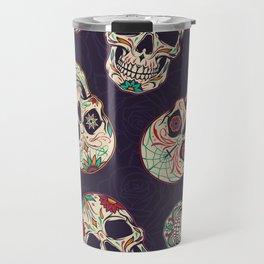 Dia de los muertos seamless pattern with sugar skulls on floral dark background in vintage style vintage illustration Travel Mug