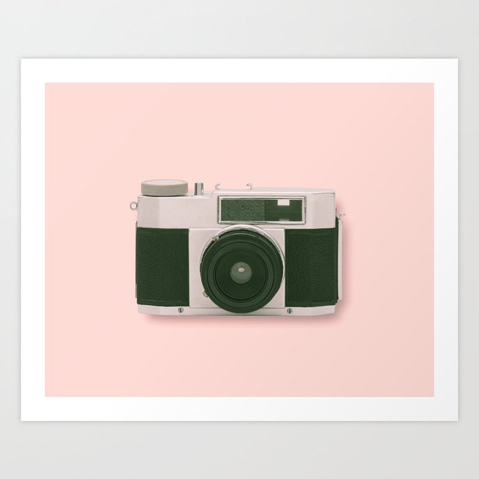 03_Vintage Camera in pink Art Print