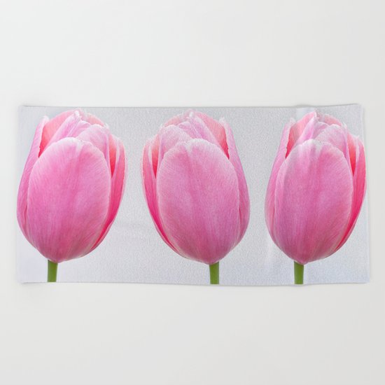 tulipes 3 Beach Towel