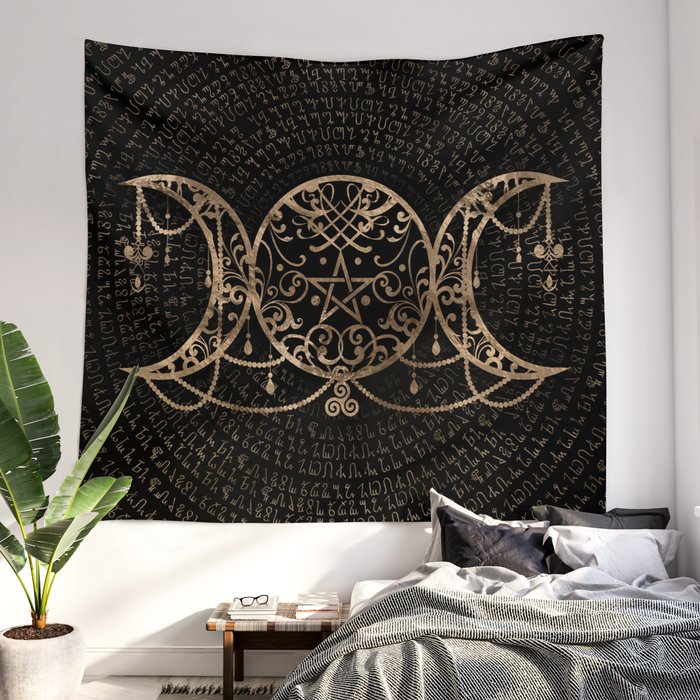 Triple goddess tapestry top