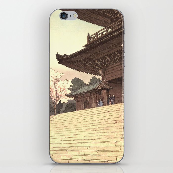 Chion-In Temple Gate(woodcut)_Hiroshi YoshidaJapanese printmaker(1876-1950) iPhone Skin