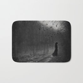 The Impossible Path - gothic woman dark art crows Badematte