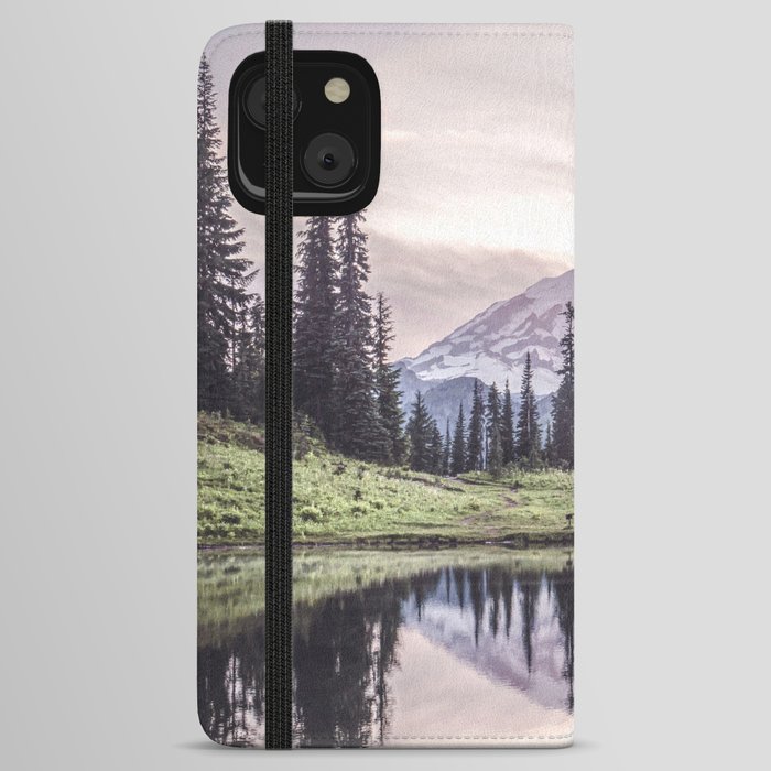 Mount Rainier iPhone Wallet Case