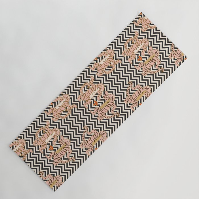 Dancing tiger Zig zag tiger – black and white Yoga Mat