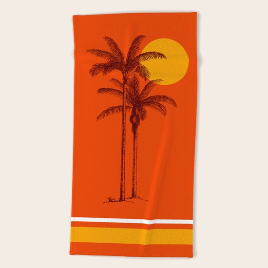 buenas tardes Beach Towel