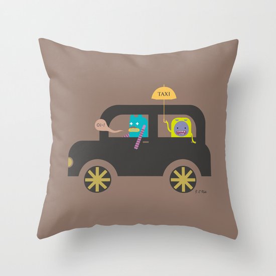 PINTMON_BLACK CAP Throw Pillow