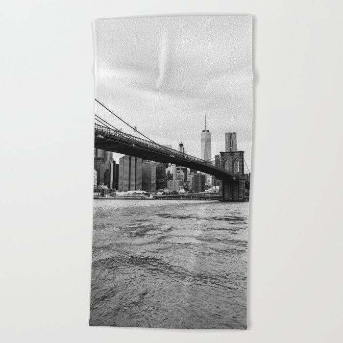 Brooklyn Bridge III Beach Towel