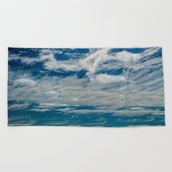 SIMPLY CLOUDS Beach Towel