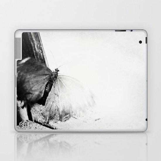 trapped ... Laptop & iPad Skin