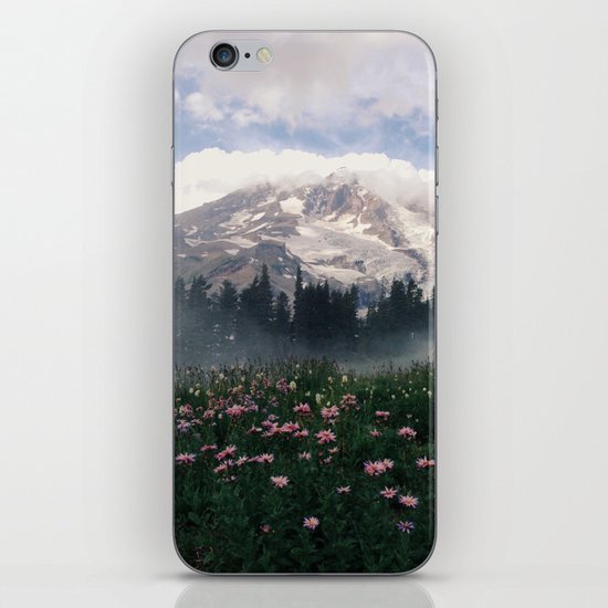 Mt Rainier iPhone & iPod Skin