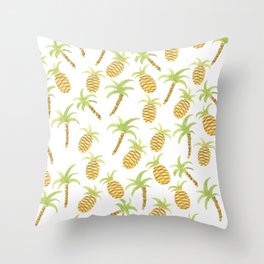 Seamless watercolor pattern with pineapples and palm trees Throw Pillow