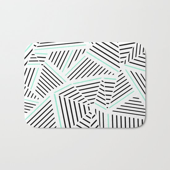 Ab Linear Zoom With Mint Bath Mat