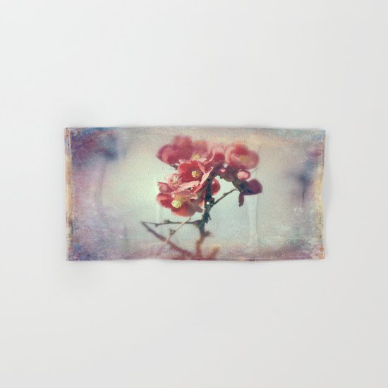 I dreamed a flower garden Hand & Bath Towel