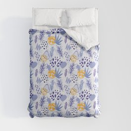 Winter blue leaves abstract pattern Comforter