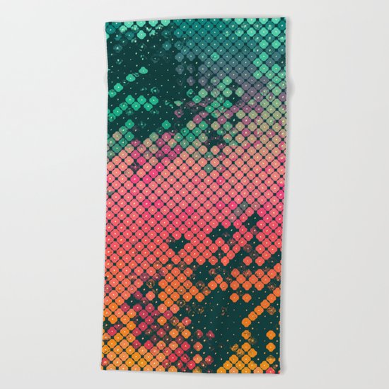 scryyn dryp Beach Towel