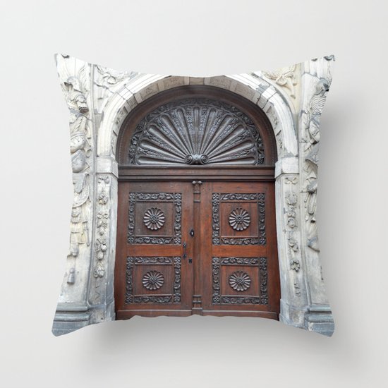 Dutch door Throw Pillow