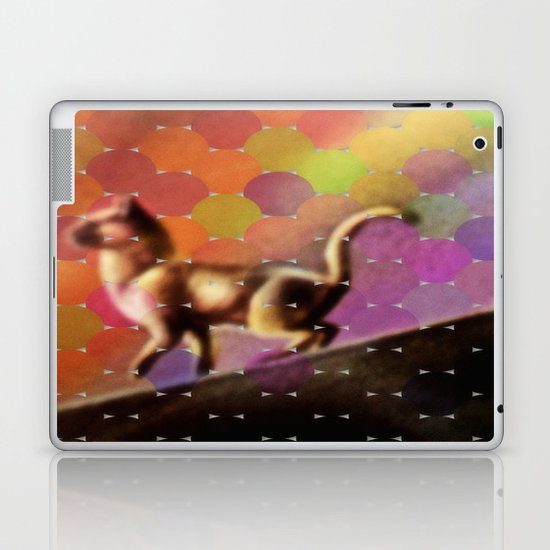 Cat on a tin roof Laptop & iPad Skin