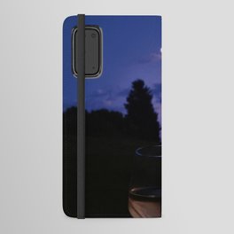 Talking to the moon Android Wallet Case