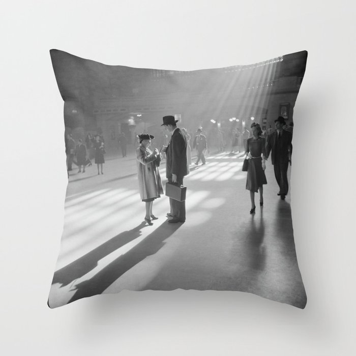 Vintage photo: A Quick Exchange in Grand Central Terminal (aka Grand Central Station), New York City, black and white, cleaned and restored, 1941 Throw Pillow