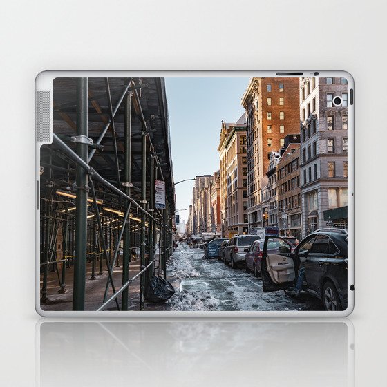 NYC Winter Day | Travel Photography in the City Laptop & iPad Skin