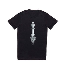 Farewell to the Pale King / 3D render of chess king breaking apart T Shirt
